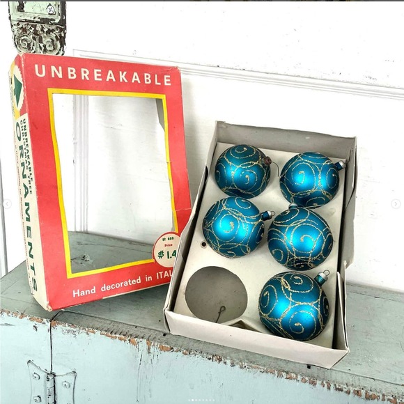 Vintage Christmas Tree Ornaments Plastic Hand Decorated Italy Box Blue SET5 - Picture 2 of 8